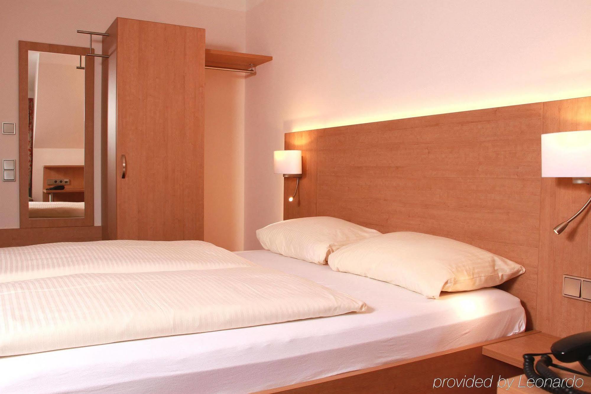 Hotel Goldenes Fass In Rothenburg Ob Der Tauber Exterior foto