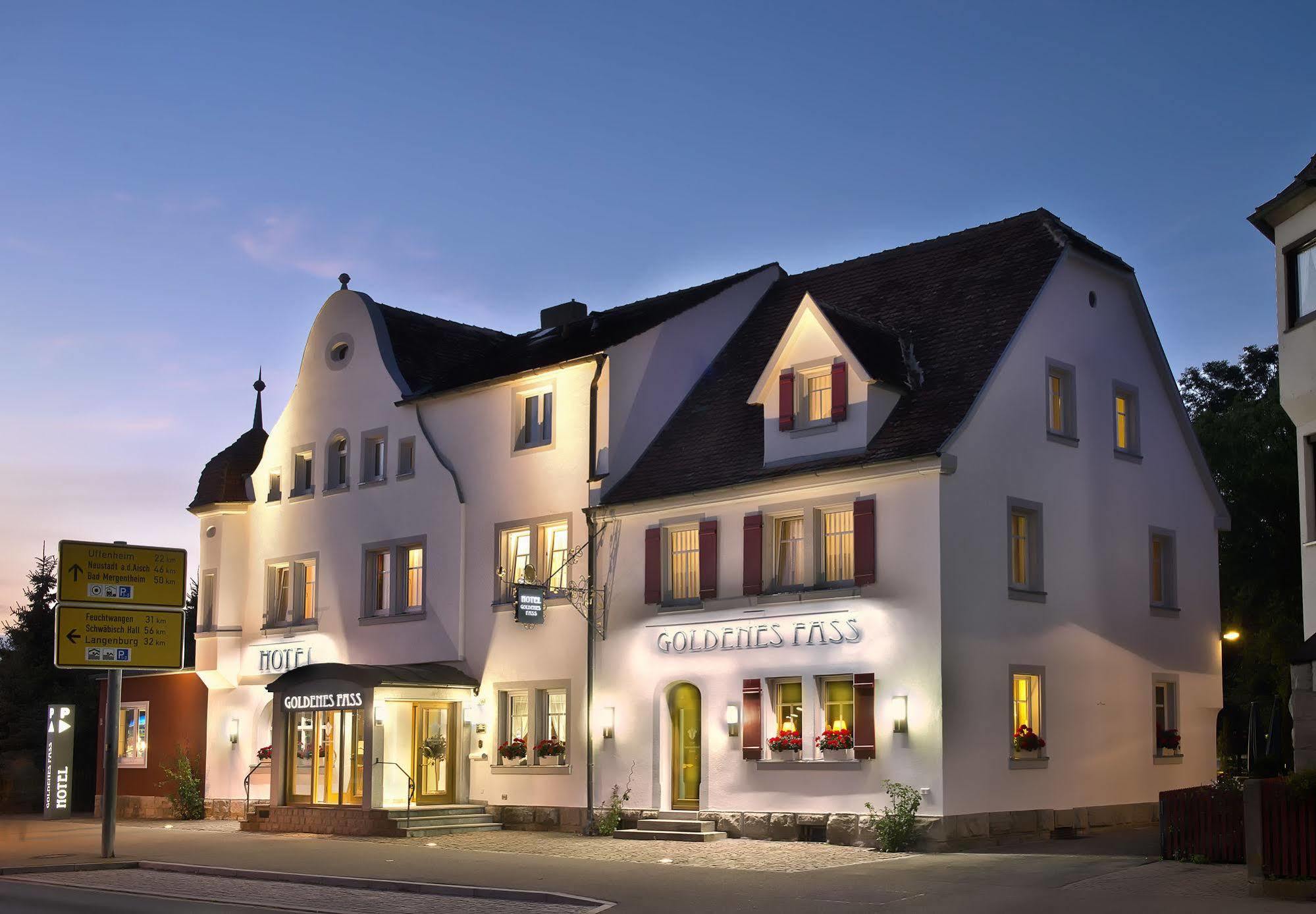 Hotel Goldenes Fass In Rothenburg Ob Der Tauber Exterior foto