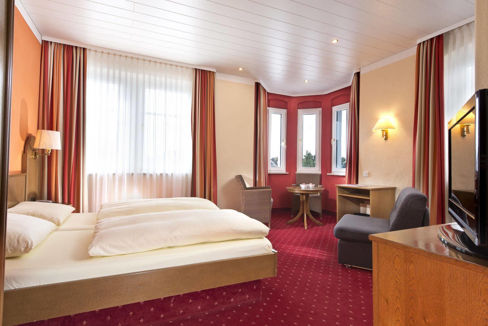 Hotel Goldenes Fass In Rothenburg Ob Der Tauber Exterior foto