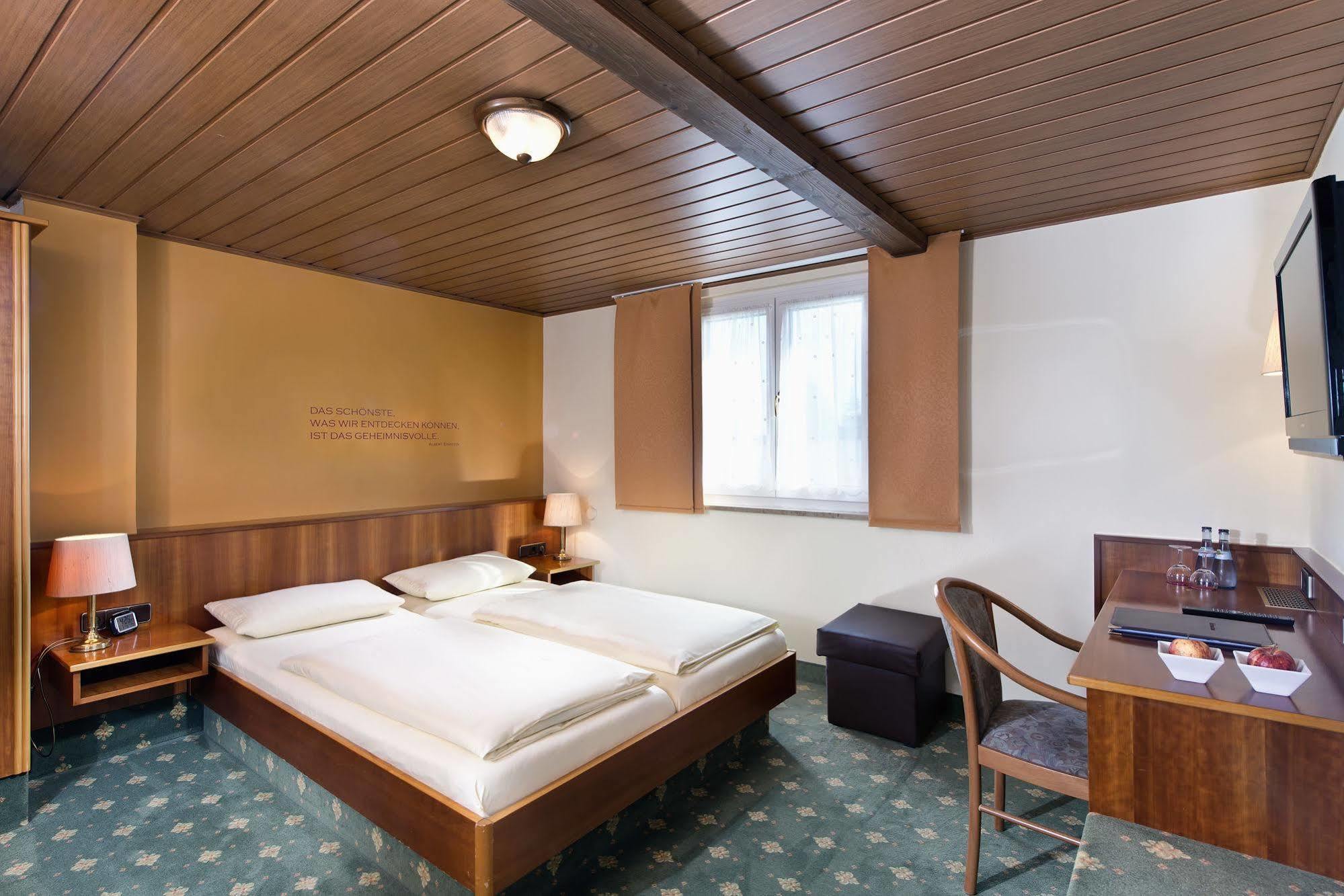 Hotel Goldenes Fass In Rothenburg Ob Der Tauber Exterior foto
